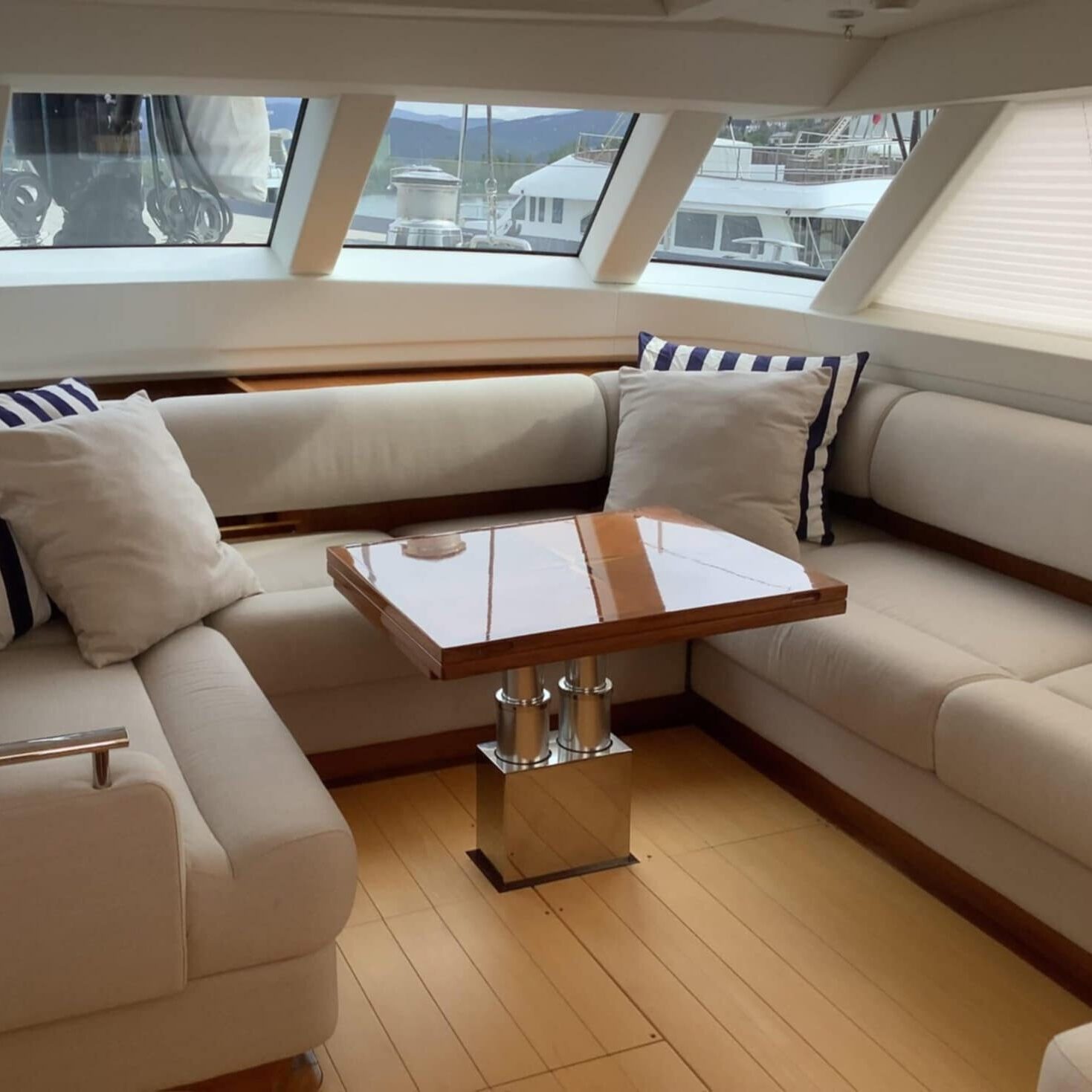 Salon stoffering velours